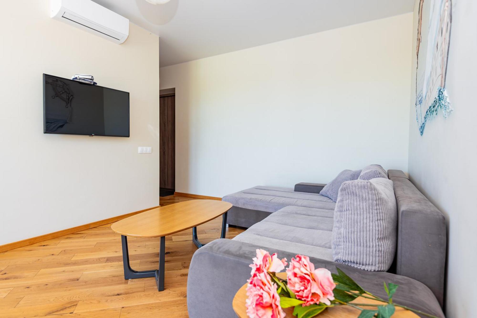 Bangu G. Apartamentai ไคลเพดา ภายนอก รูปภาพ